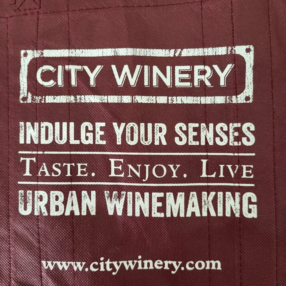 6 Wine bottle Fabric Reusable Eco Friendly Bag City Winery Burgundy